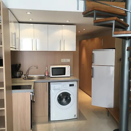 Colosseum 2 ساني بيتش