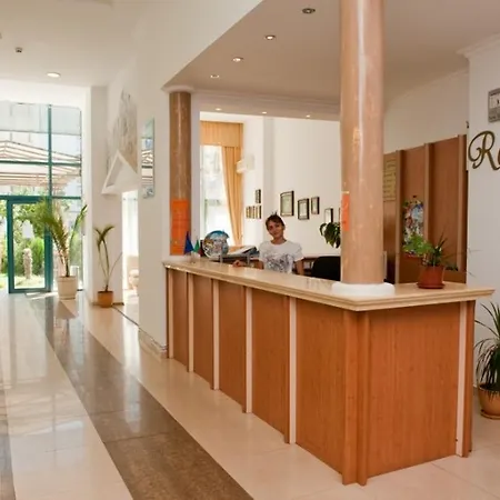 Colosseum 2 ساني بيتش